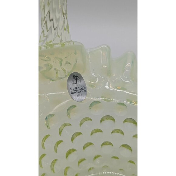 Vintage Yellow Fenton Uranium Glass Hobnail Basket Glows UV MCM - Picture 13 of 16